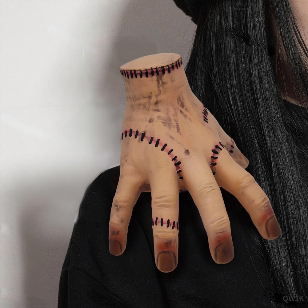 Astryra® Halloween Crawling Hand